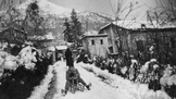 Strada del Mas a Cesiomaggiore, Ennio e il cane Zara, 1955, Archivio Ennio Conz
